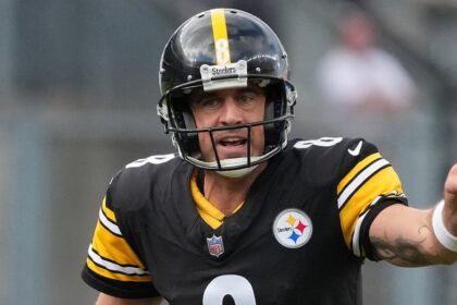 Aaron Rodgers tears into ex-girlfriends: 'I got myself into crazy town'