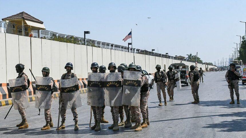 Protesters storm US Consulate in Pakistan, at least 9 dead