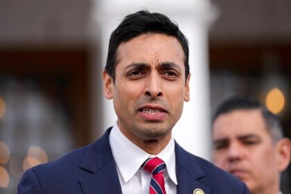 VA Dem rejects power grab claims on Spanberger redistricting as GOP warns 10â1 map would split rural vote