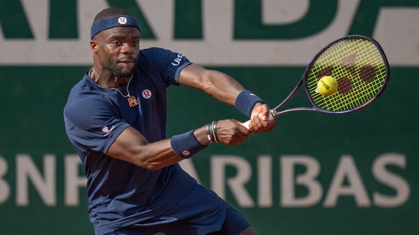 American Frances Tiafoe clashes with French Open opponent during comeback win