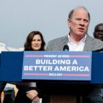 Former Detroit mayor blows governors race wide open in surprise move