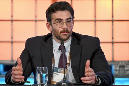 Hasan Piker draws fresh scrutiny after framing newspaper covering 9/11 attacks in stream background