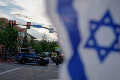 Suspect in custody after 2 men wounded in possible 'antisemitic stabbing' attacks: officials