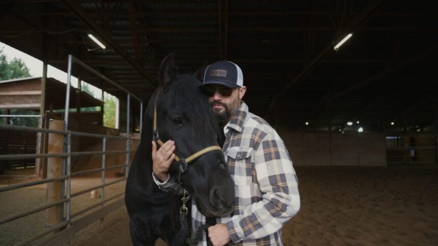 Andrew Hamilton Acquires Albendazole.com Through Pale Horse Capital for Vetr